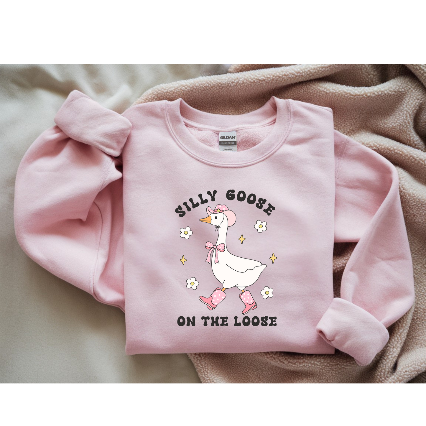 Silly goose on the loose (Sweatshirt)