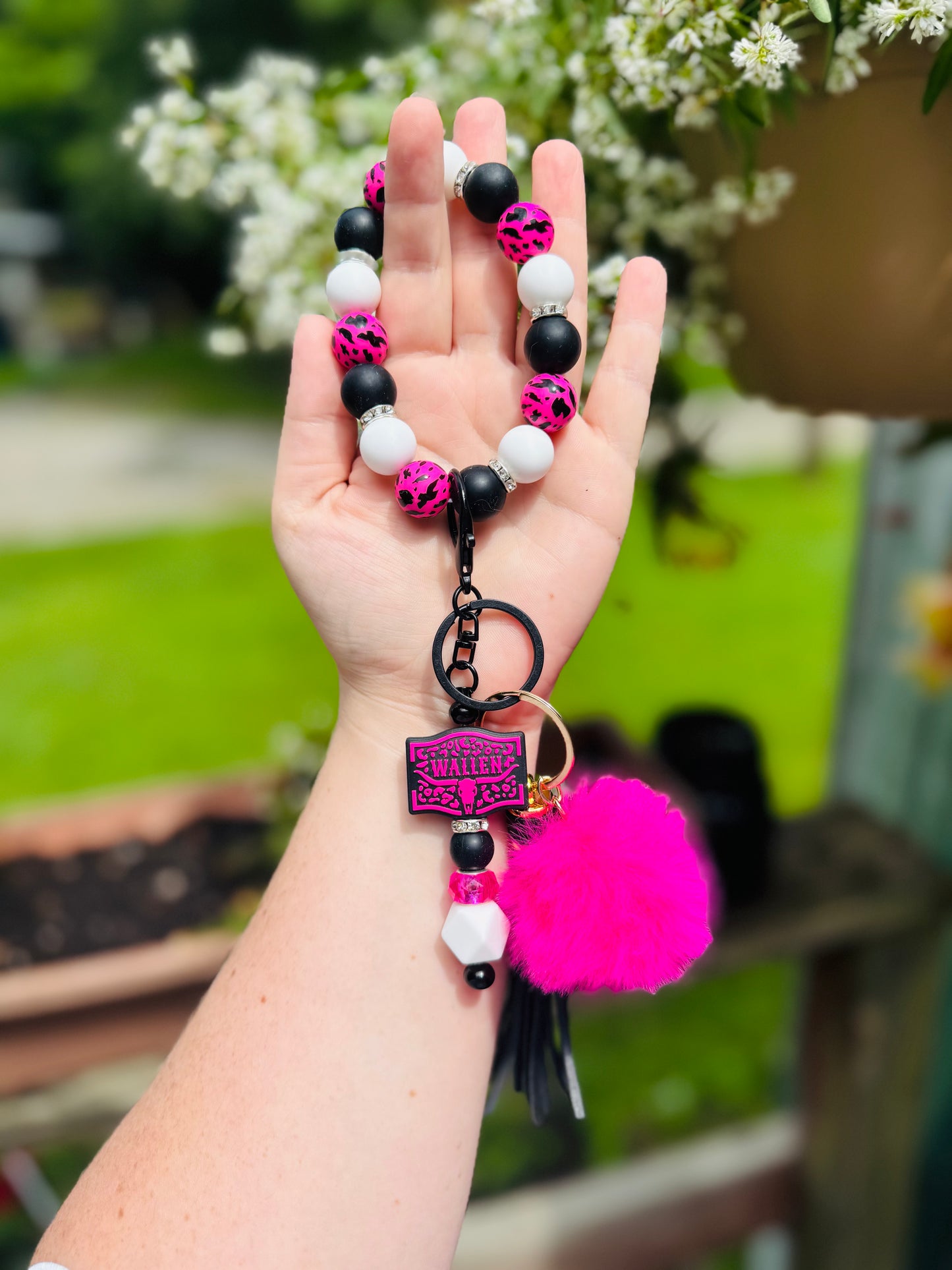 Beaded Wallen Wristlet